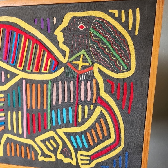 1970s Vintage Kuna Mola Folk Lore Framed Textile - Picture 3 of 8